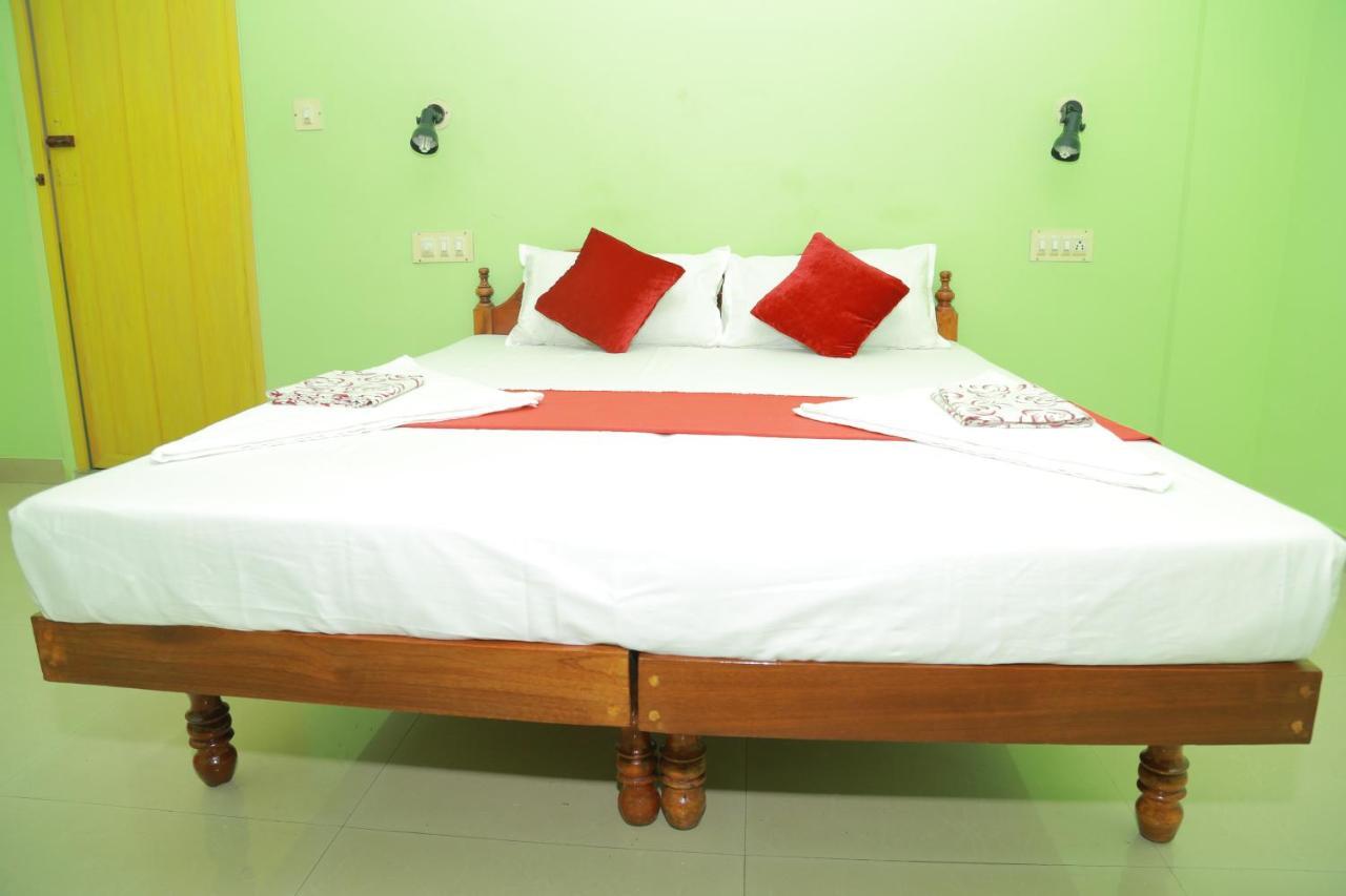 Shirleys Beach Hotel Kovalam Zewnętrze zdjęcie